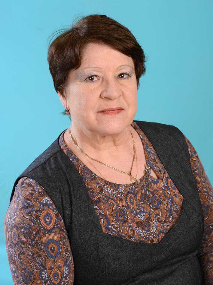 Яшина Татьяна Ивановна.